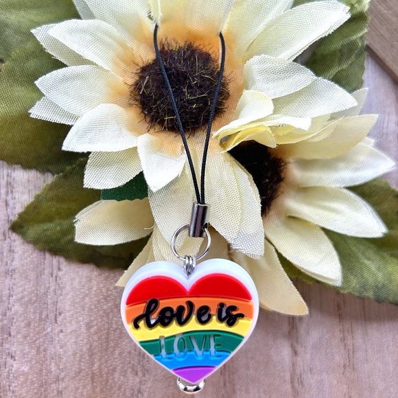 LOVE IS LOVE Phone Charm - Picture 1 of 1